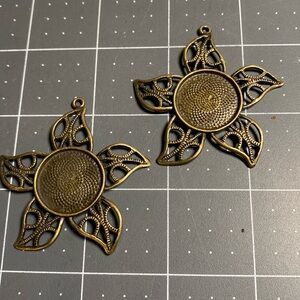 Finding: Bronze Pendant Blank - 2inch (2)